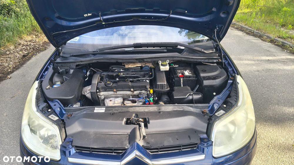 Citroën C4 1.6 16V VTR - 7