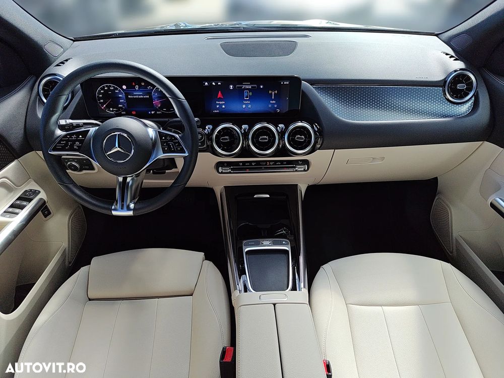 Mercedes-Benz GLA 200 7G-DCT Progressive Advanced - 7