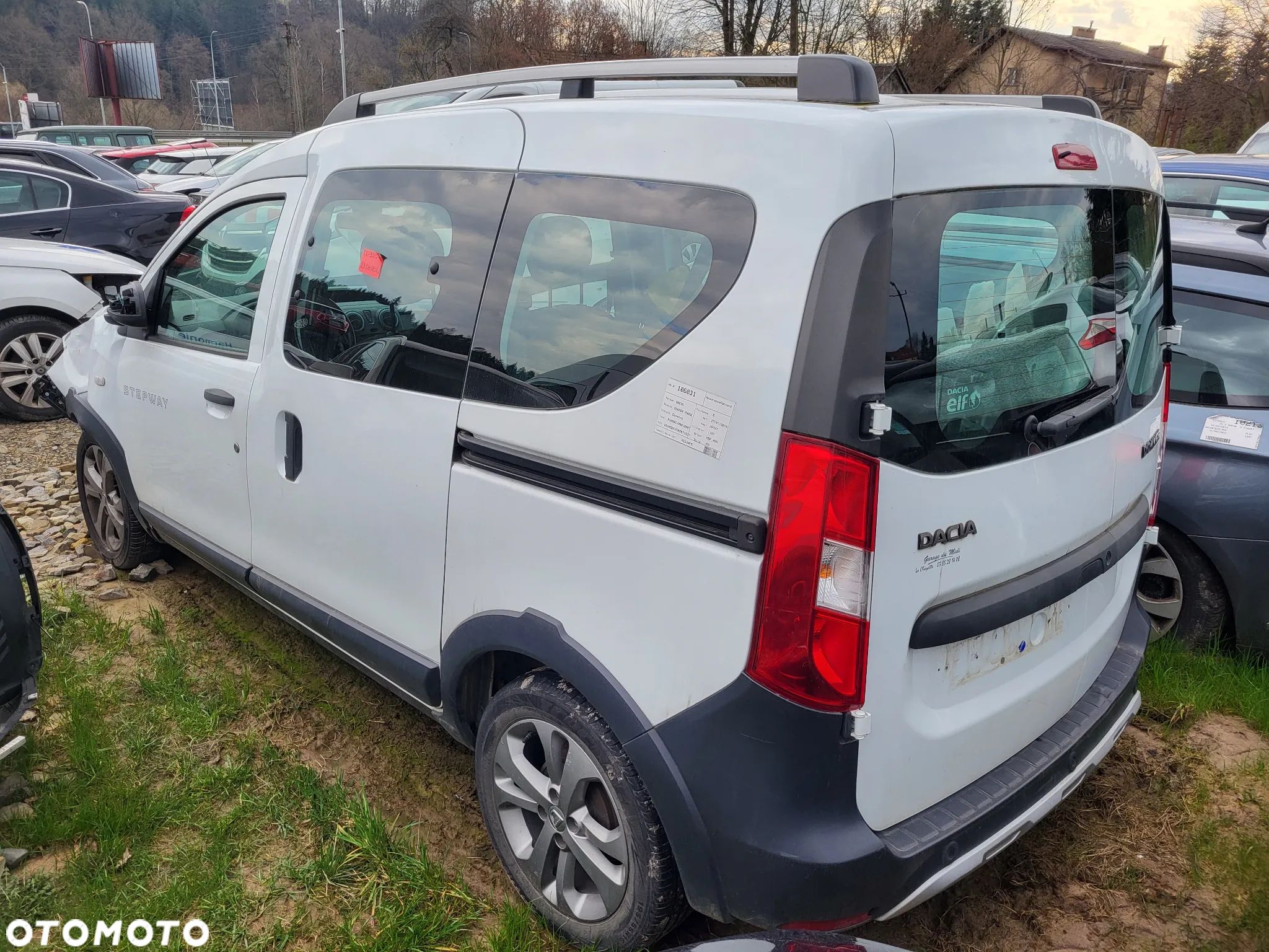 Dacia Dokker 1.2 TCe Stepway - 1