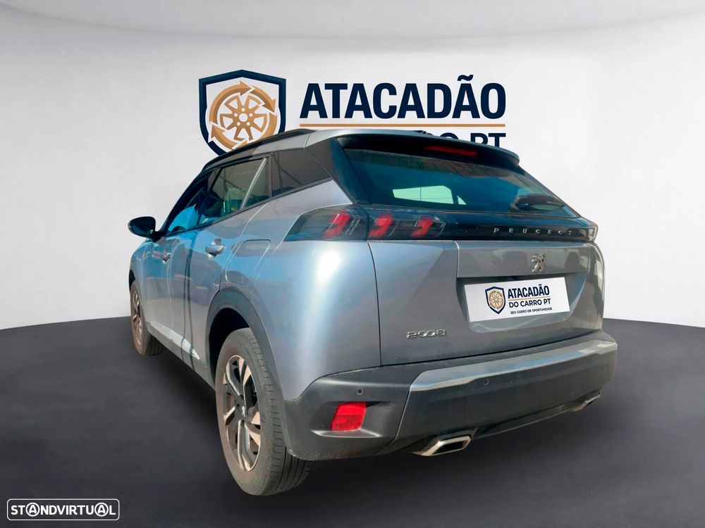 Peugeot 2008 - 10