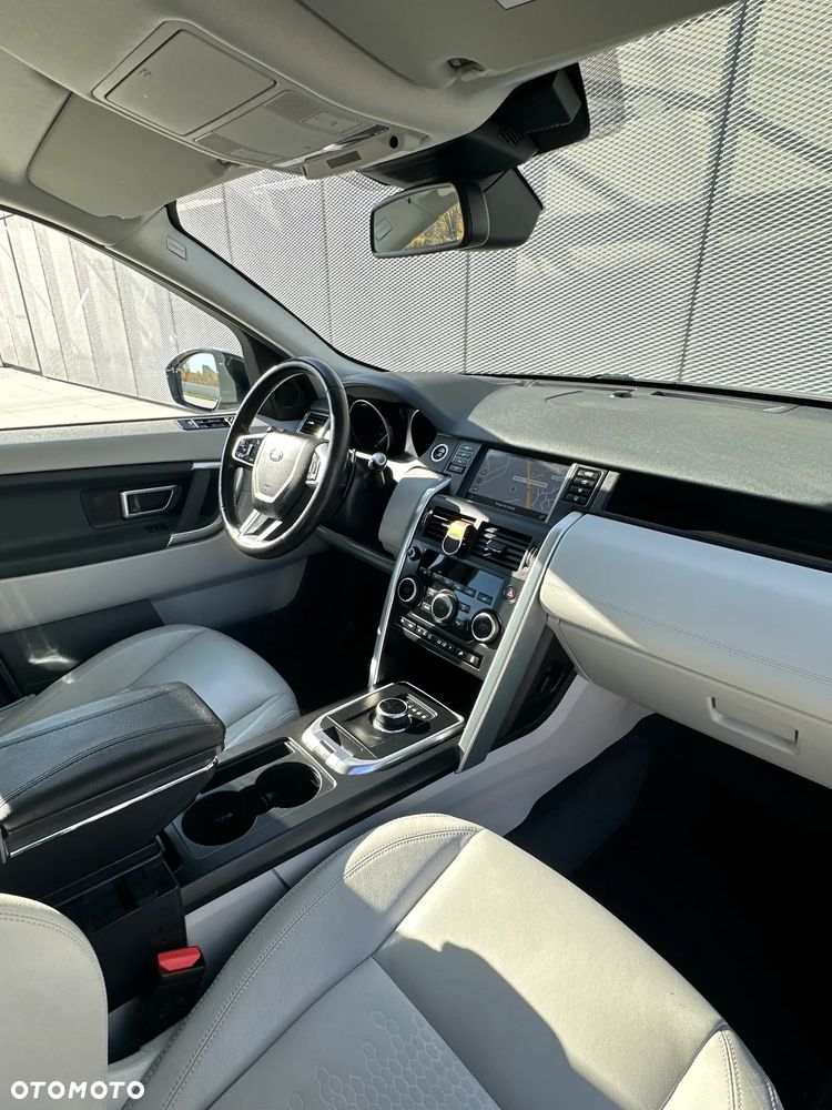 Land Rover Discovery Sport TD4 HSE - 17