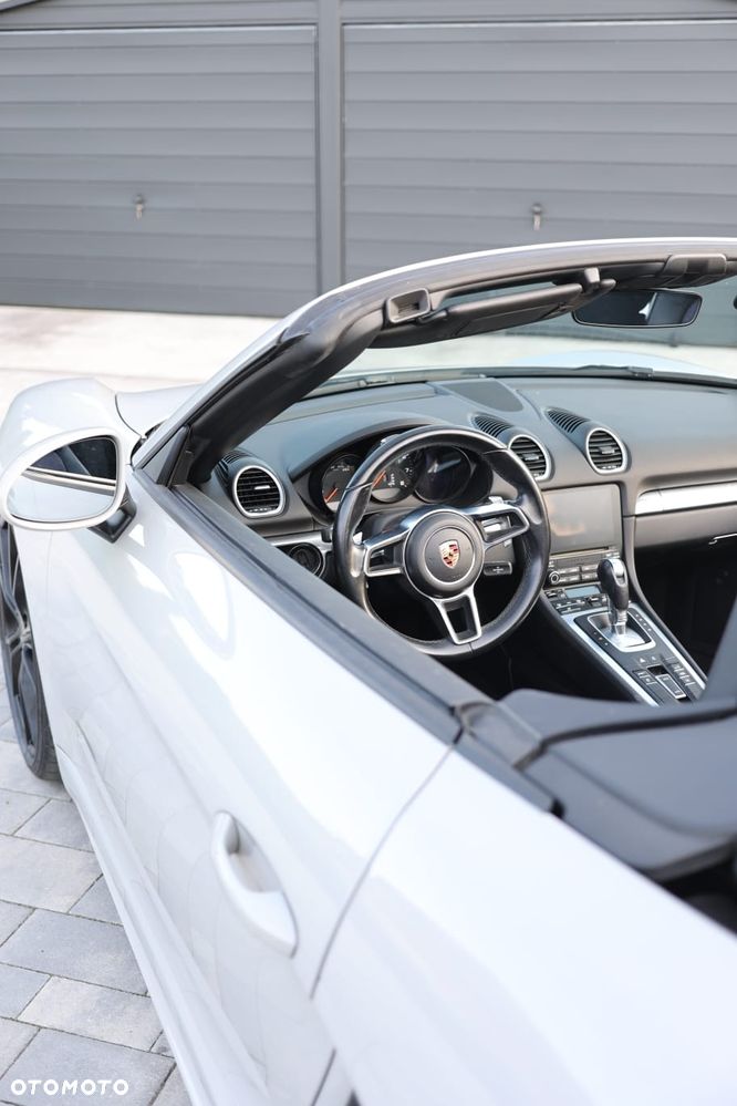 Porsche Boxster - 22