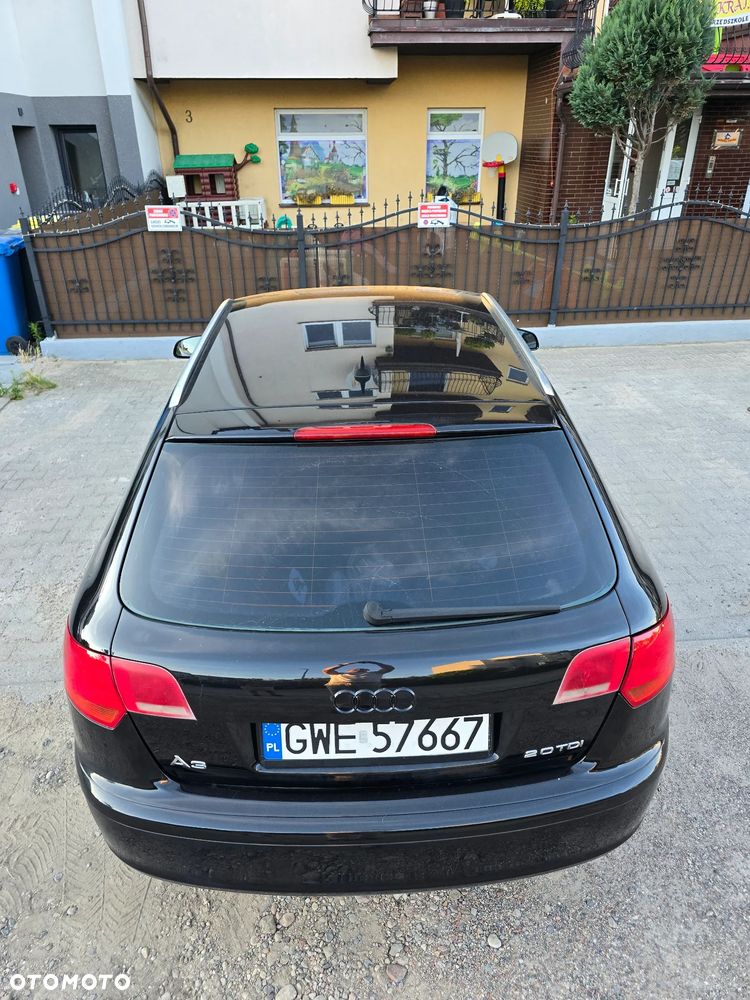 Audi A3 Sportback 2.0 TDI DPF Ambiente S tronic - 3