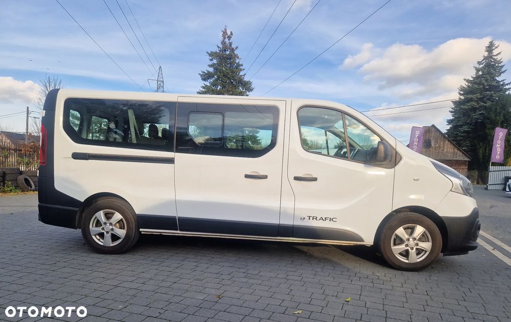 Renault Trafic - 2