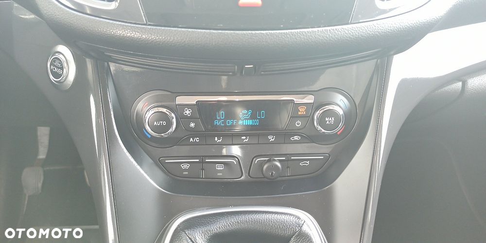 Ford Kuga 2.0 TDCi 4x4 Titanium - 25