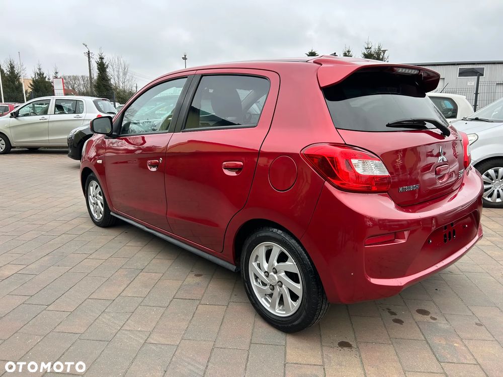 Mitsubishi Space Star 1.2 AS&G Intense CVT - 8