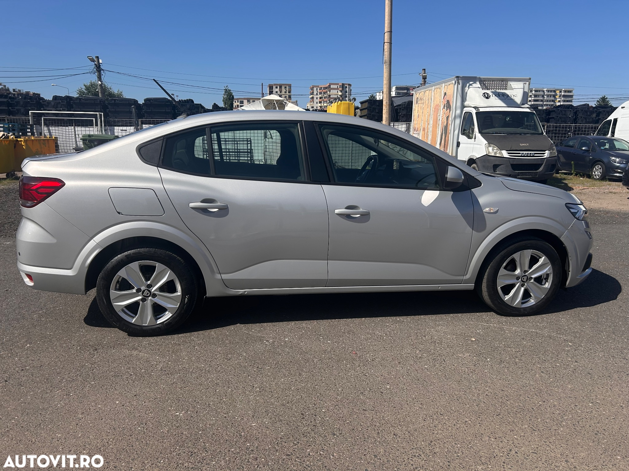 Dacia Logan ECO-G 100 MT6 Prestige+ - 4