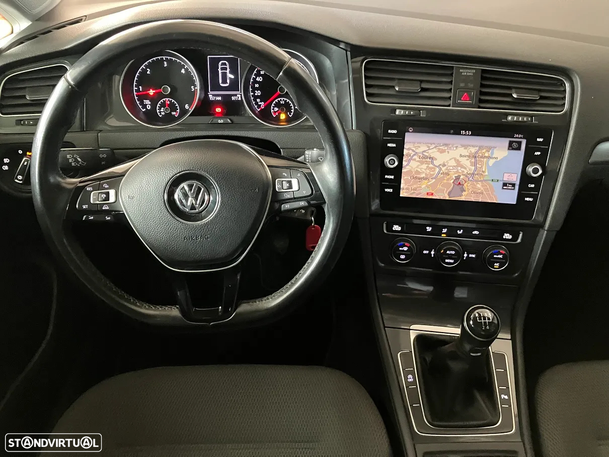 VW Golf Variant 1.6 TDi Confortline - 33