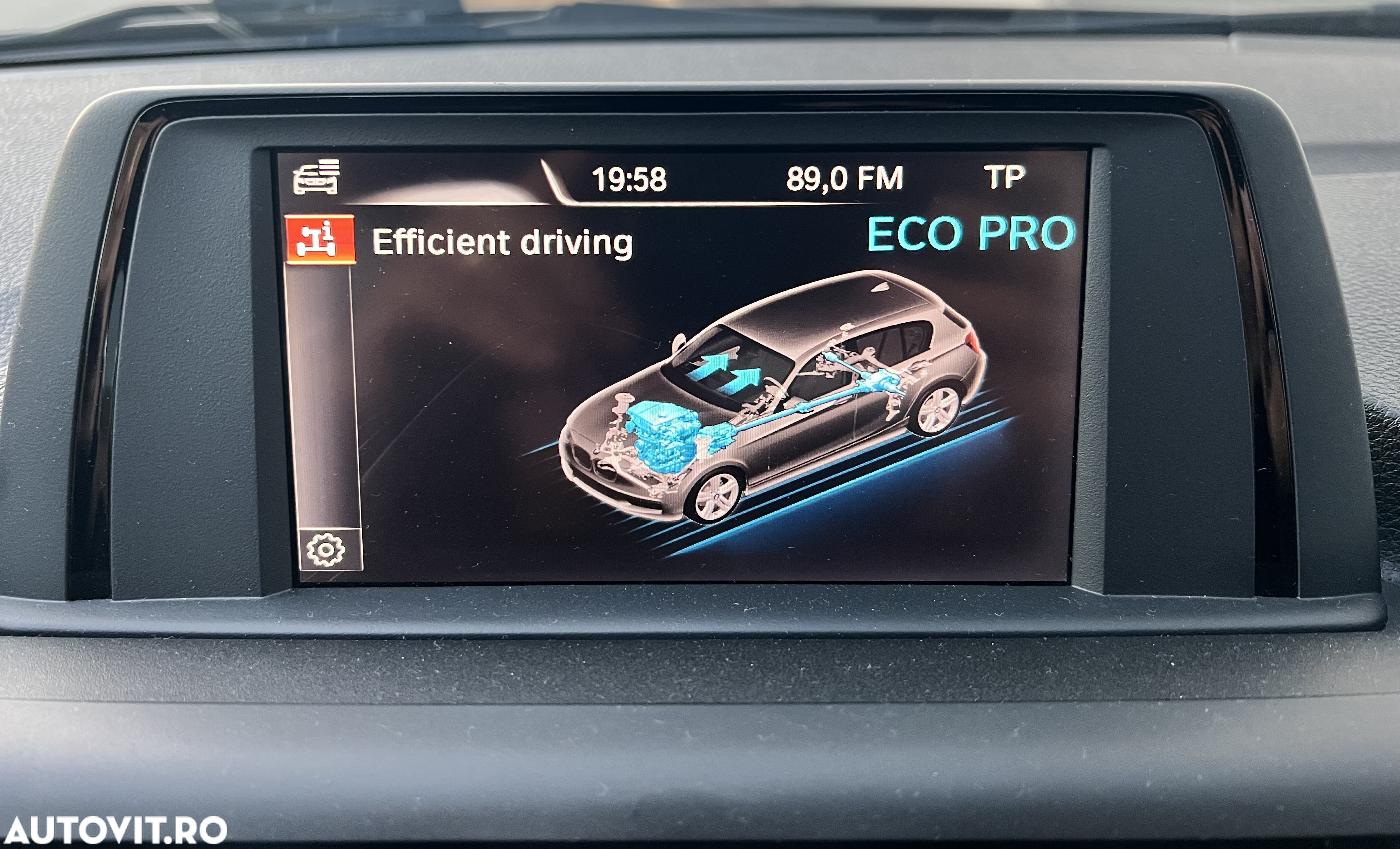 BMW Seria 1 118i Advantage - 29