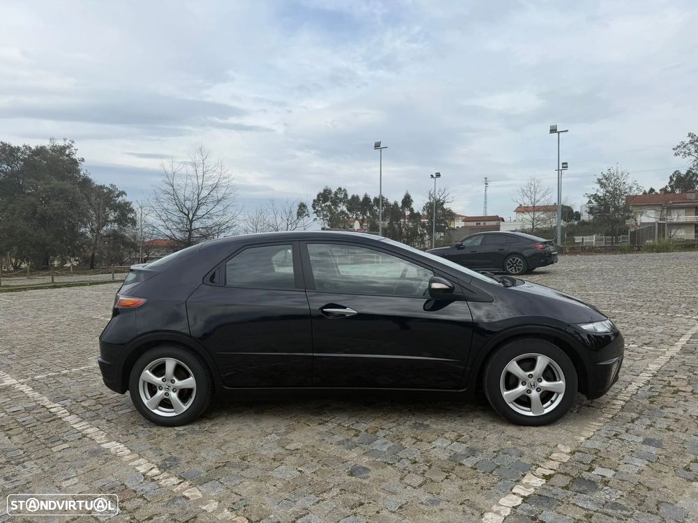 Honda Civic 1.4 Comfort - 3