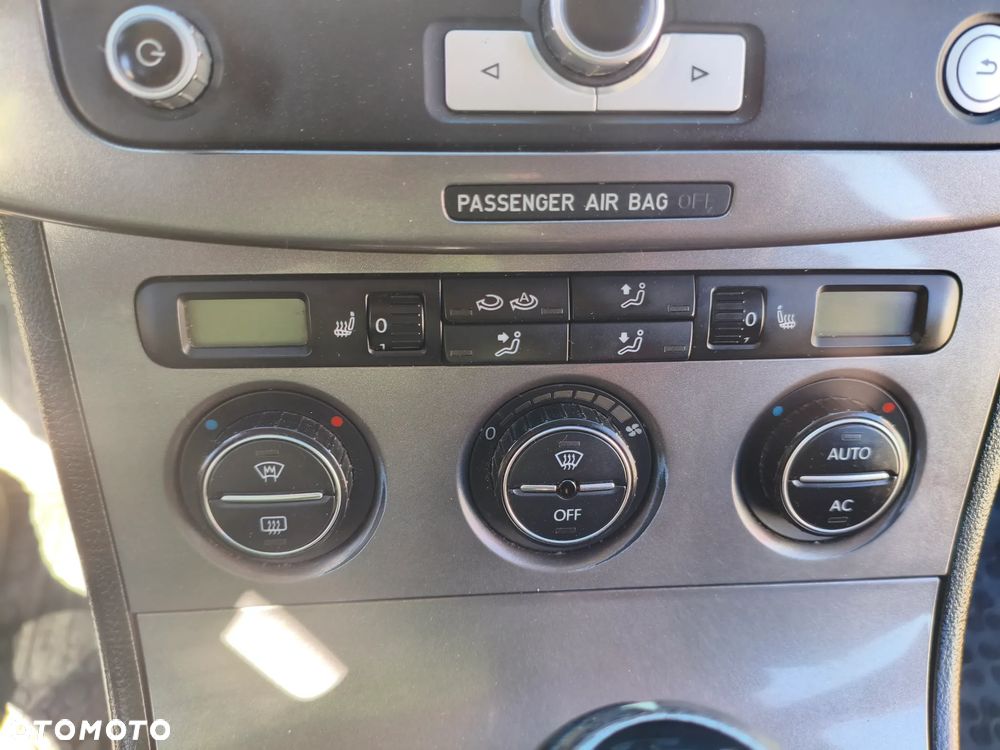 Volkswagen Passat 2.0 TDI Trendline - 23