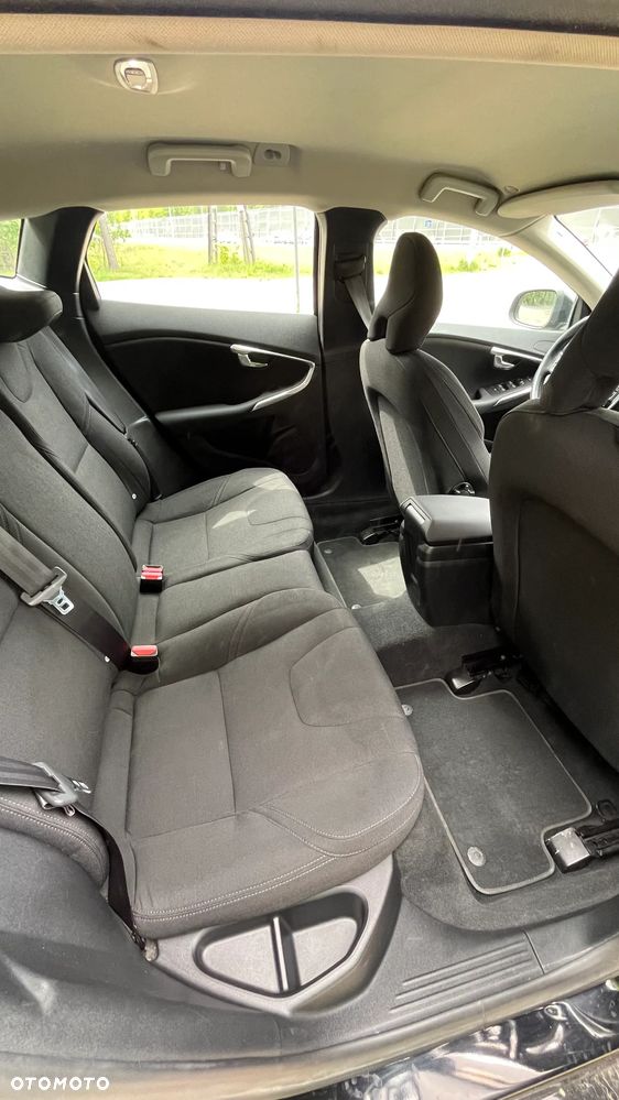 Volvo V40 D3 Momentum - 16