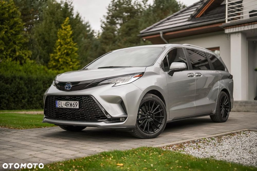 Toyota Sienna - 37