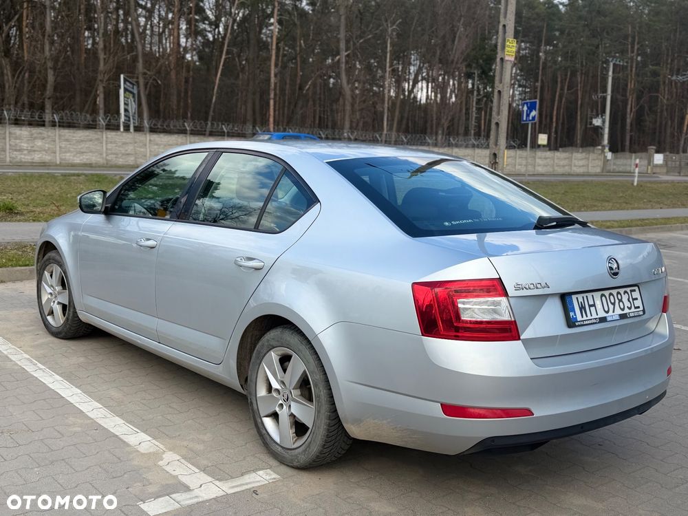 Skoda Octavia 1.4 TSI Ambition DSG - 2
