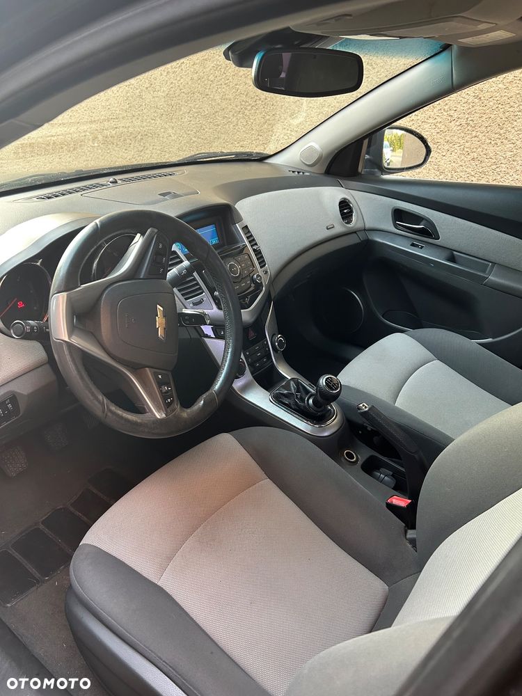 Chevrolet Cruze 2.0 VDCi LS - 5