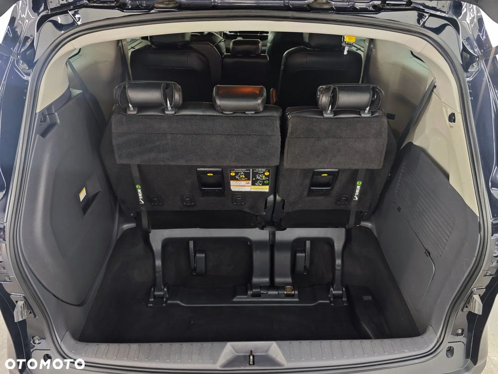 Toyota Sienna - 25
