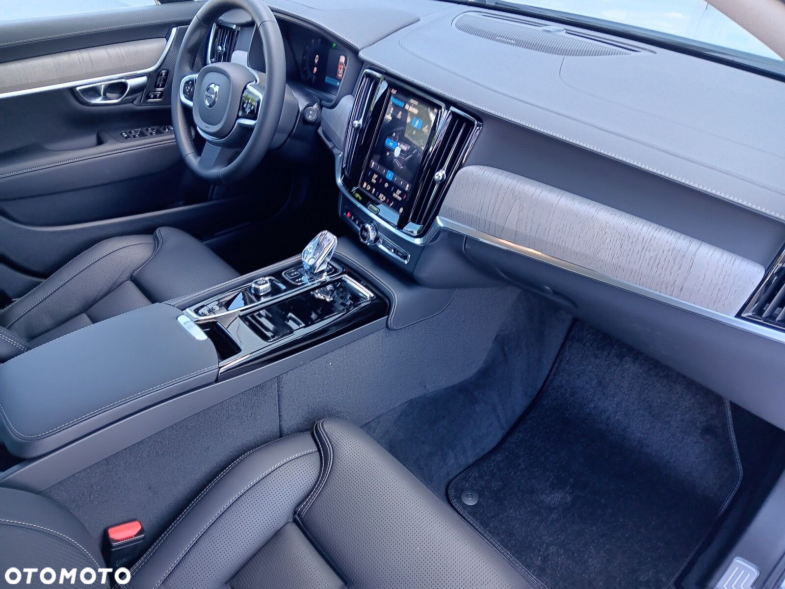Volvo V90 - 16