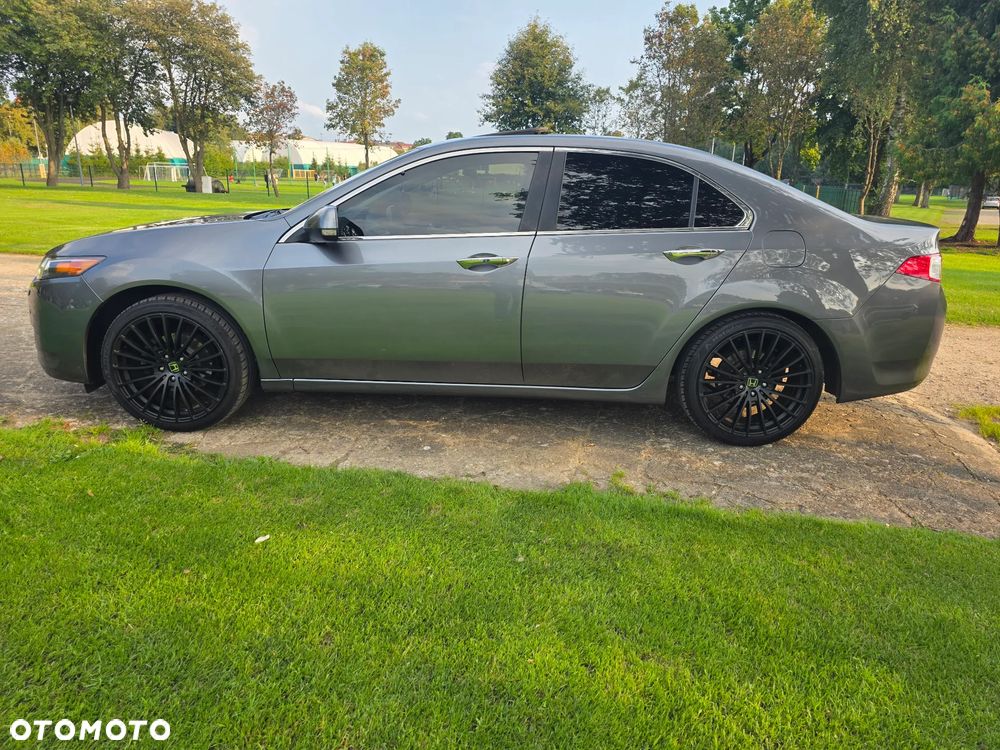 Honda Accord 2.0 Executive Nav - 12