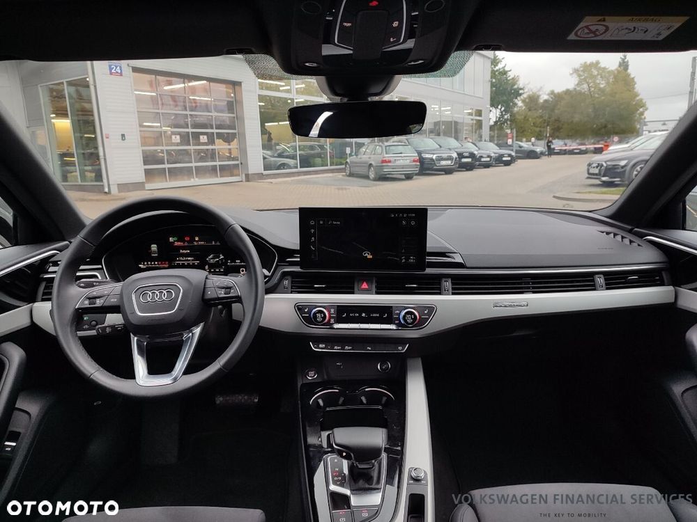 Audi A4 Limousine - 13