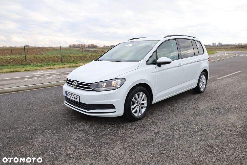 Volkswagen Touran 1.6 TDI BMT Comfortline - 1