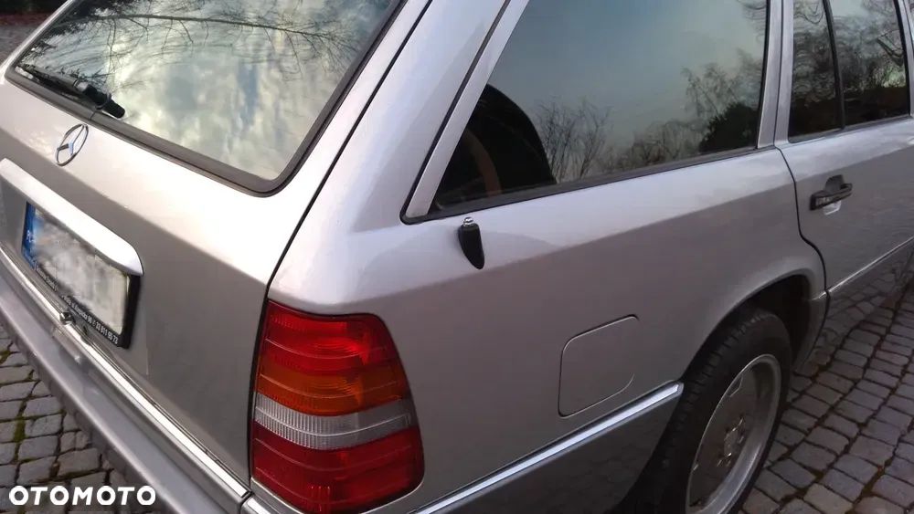 Mercedes-Benz Klasa E - 4