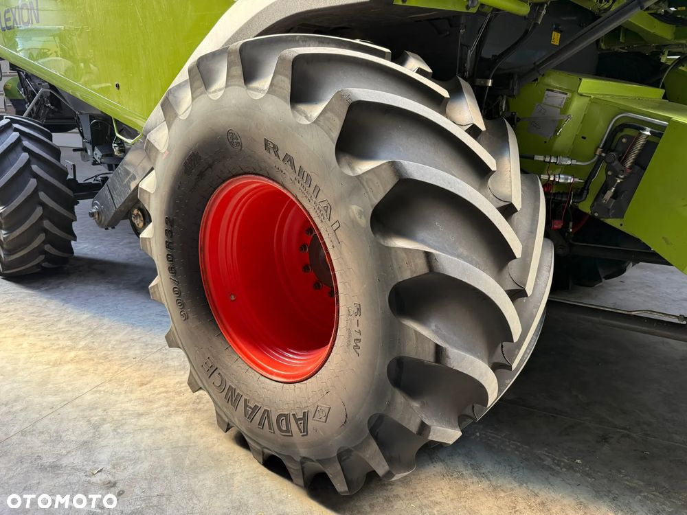 Claas LEXION 770 780 TUCANO  760 - 27