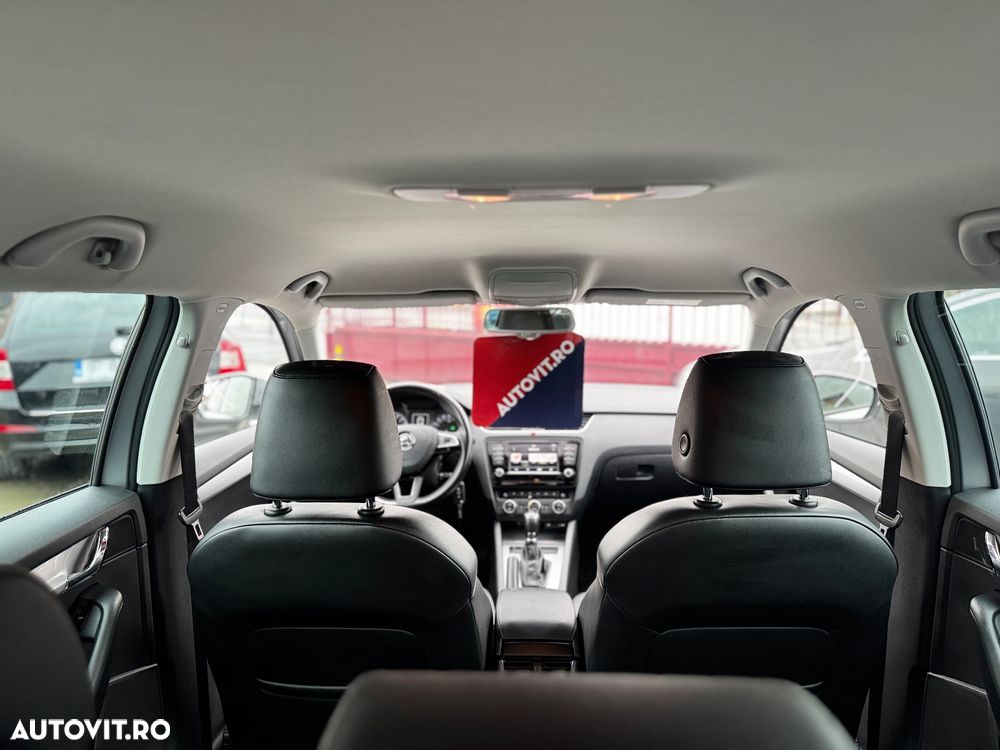 Skoda Octavia 2.0 TDI 4X4 DSG Style - 16