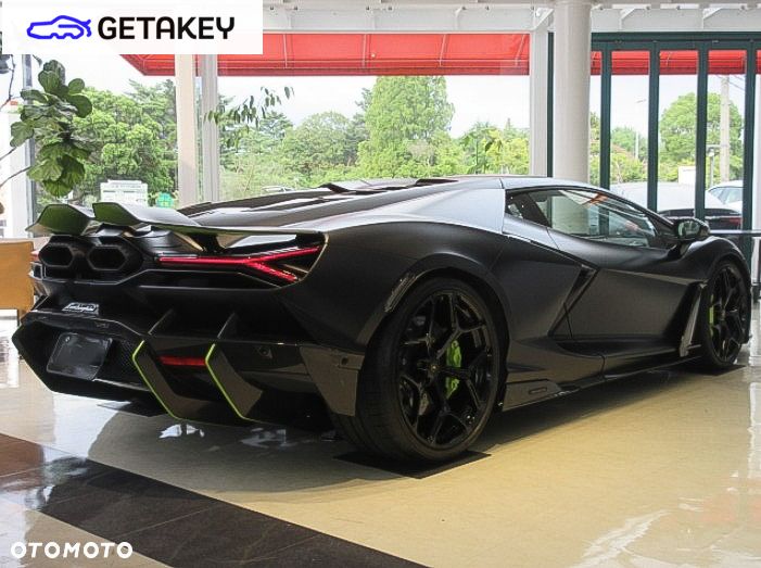 Lamborghini Revuelto - 13