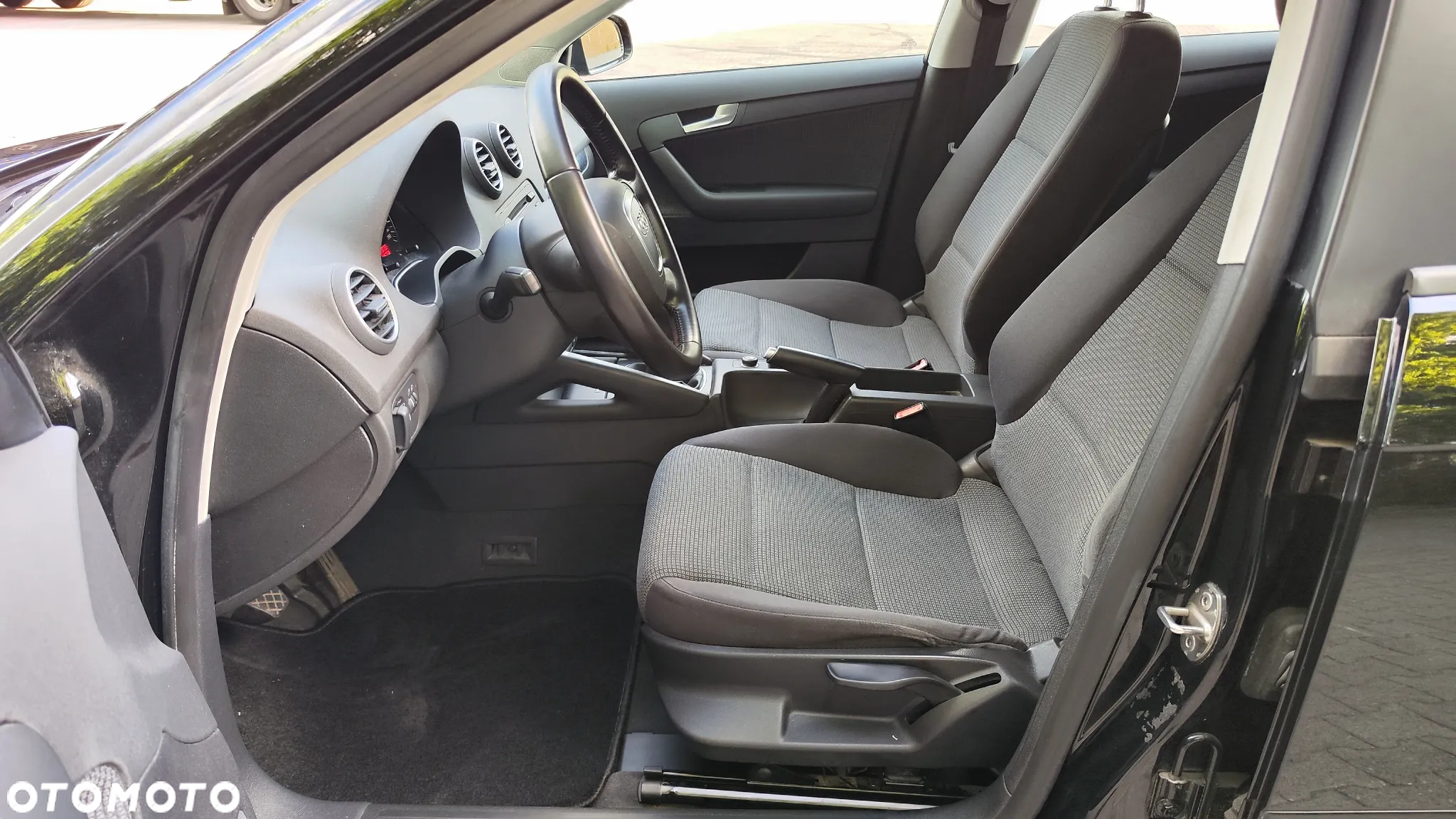 Audi A3 1.6 Attraction - 19
