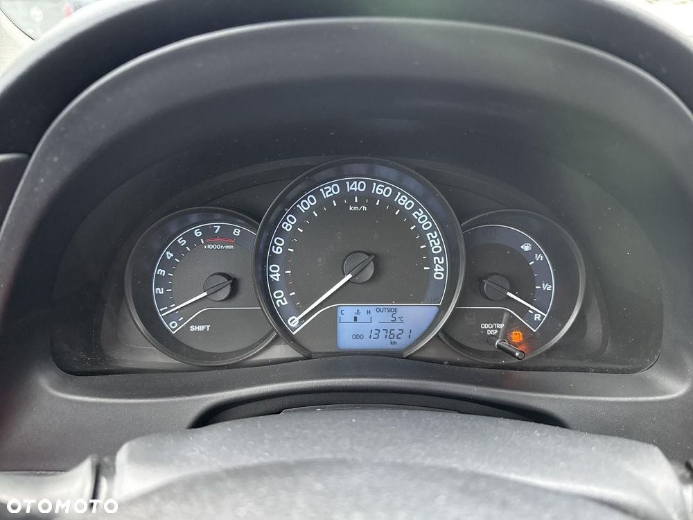 Toyota Auris 1.33 VVT-i Active - 14