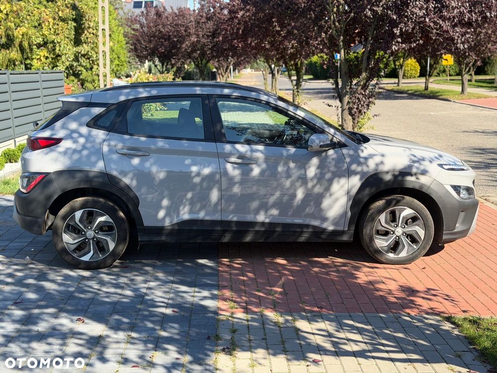 Hyundai Kona - 4