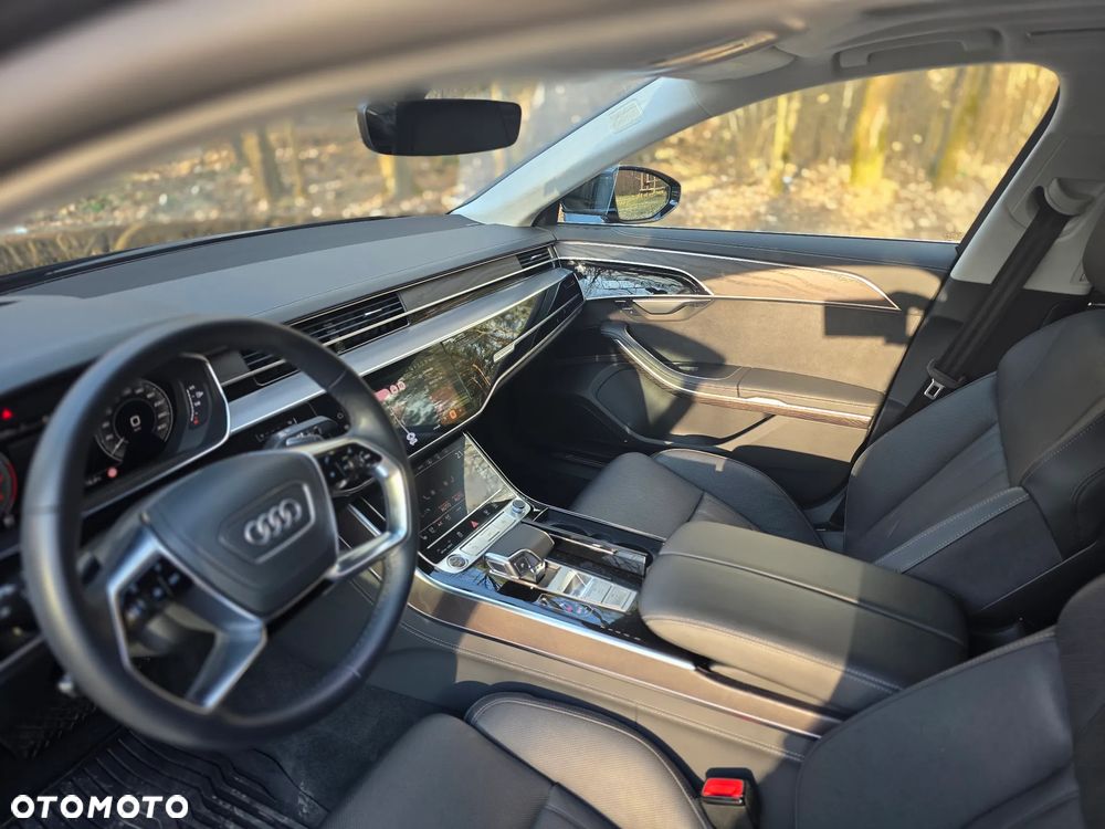 Audi A8 - 15