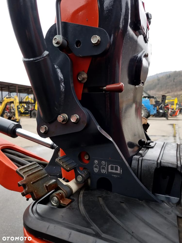 Kubota U10 Minikoparka Japońska 1.1tony. HURT! z Norwegii każda sztuka IGŁA! Zero śladów zużycia ładny stan gąsienic. Rok od 2015 do 2019. Jedna cena! Silnik 3 cylindry. Minikoparki sprowadzone z Norwegii. Rozsuwane Podwozia. Szybka Wolna jazda. Wyjscia dodatkowe na młot lub wiertnice. Serwisowane w DEKRA. Okazja do wyczerpania zapasów!  Zero luzów czy wycieków. Maszyny Pochodzą z dużej szkółki roślinnej. Potężna moc. Wersja Norweska - 24