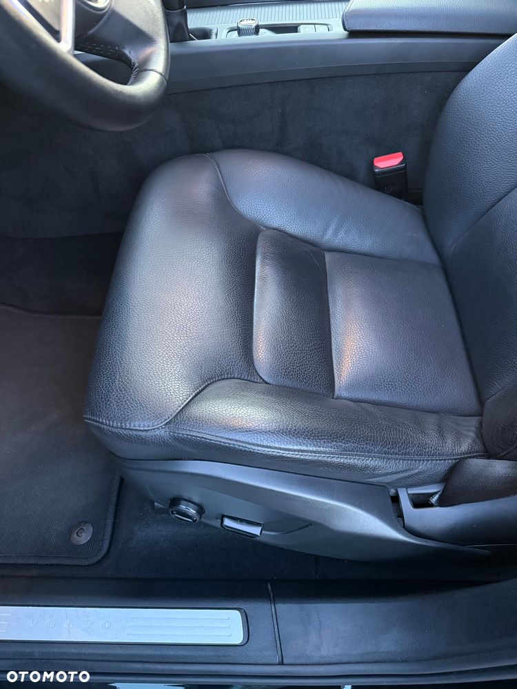 Volvo XC 60 D3 Drive-E Momentum - 20