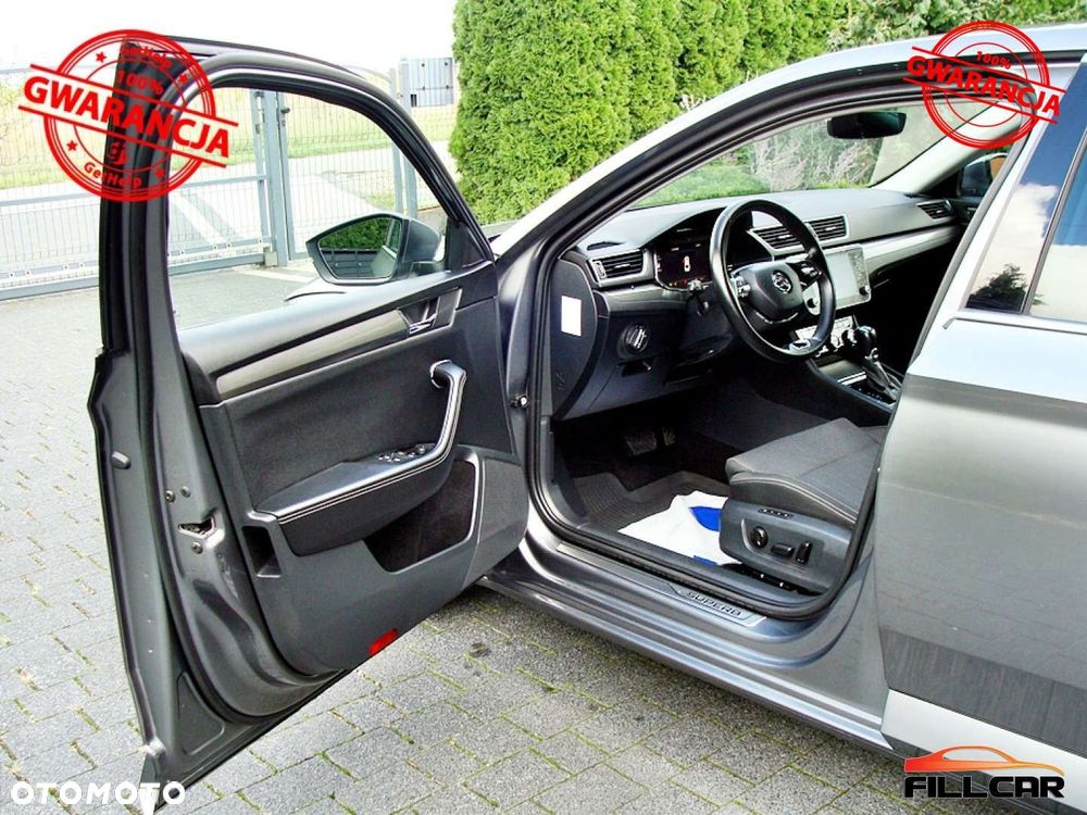 Skoda Superb 2.0 TDI DSG Premium Edition - 21