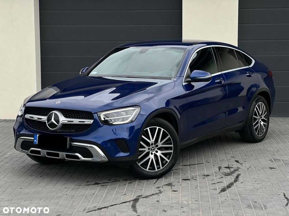 Mercedes-Benz GLC 200 4Matic 9G-TRONIC AMG Line Plus - 4
