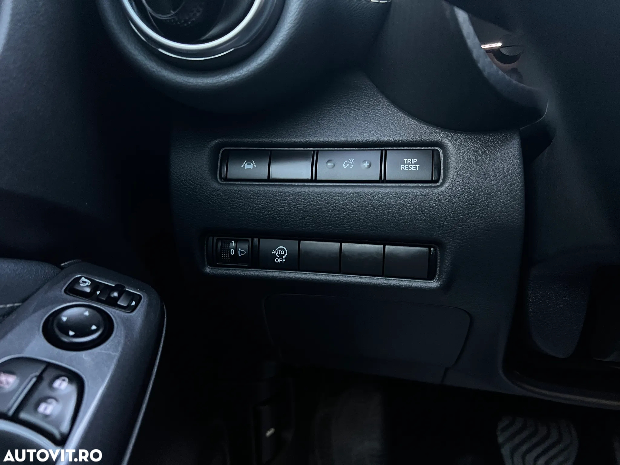 Nissan Juke 1.0 DIG-T DCT N-Connecta - 16