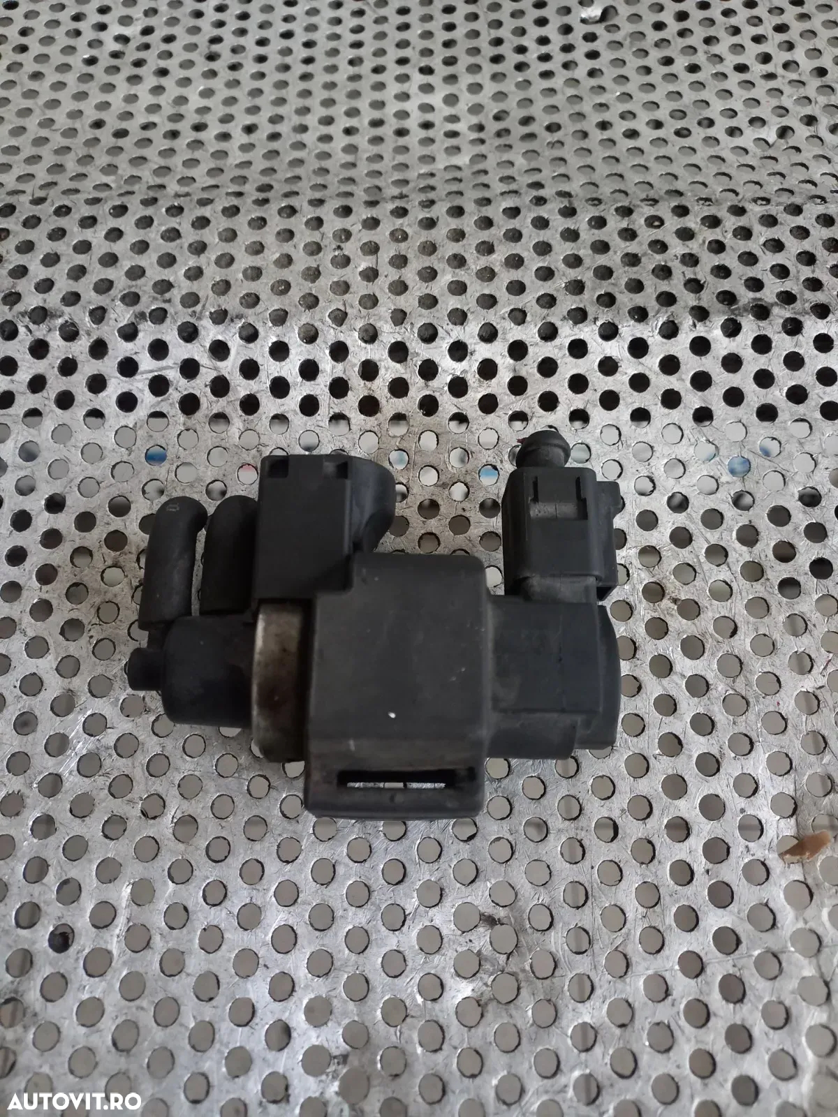 Supapa Electrovalva Vacuum Audi A4 B7 A6 4F C6 2.7 Tdi Motor BPP BSG - Dezmembrari Arad - 3