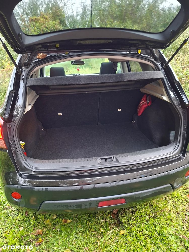 Nissan Qashqai - 17