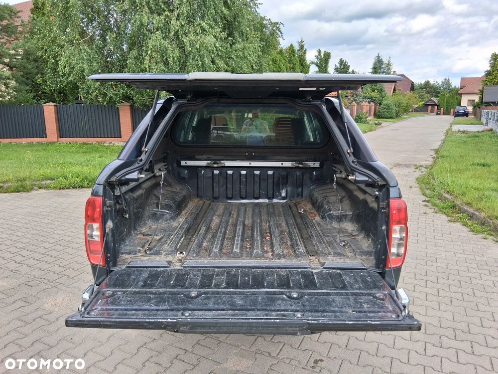 Nissan Navara Autm Premium - 14