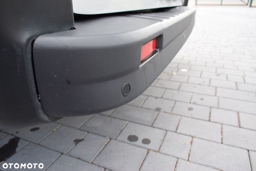Renault Trafic - 13