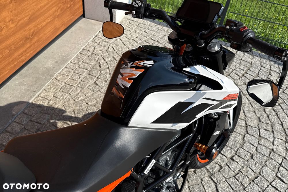 KTM Duke 125 - 11