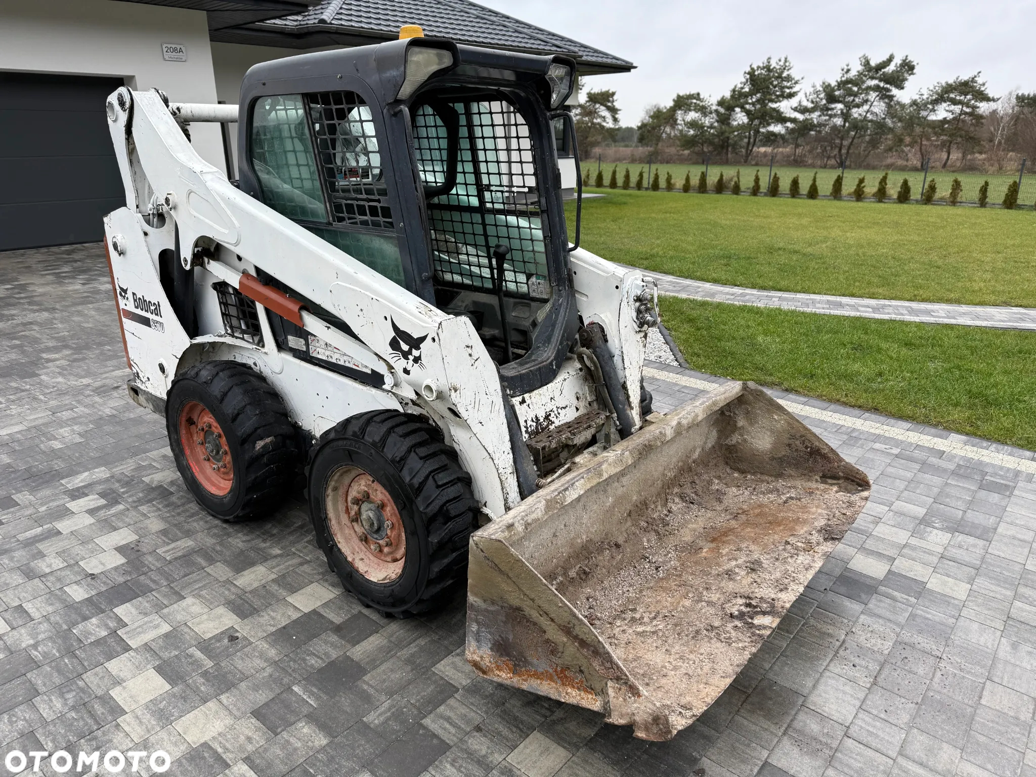 Bobcat S570 - 17