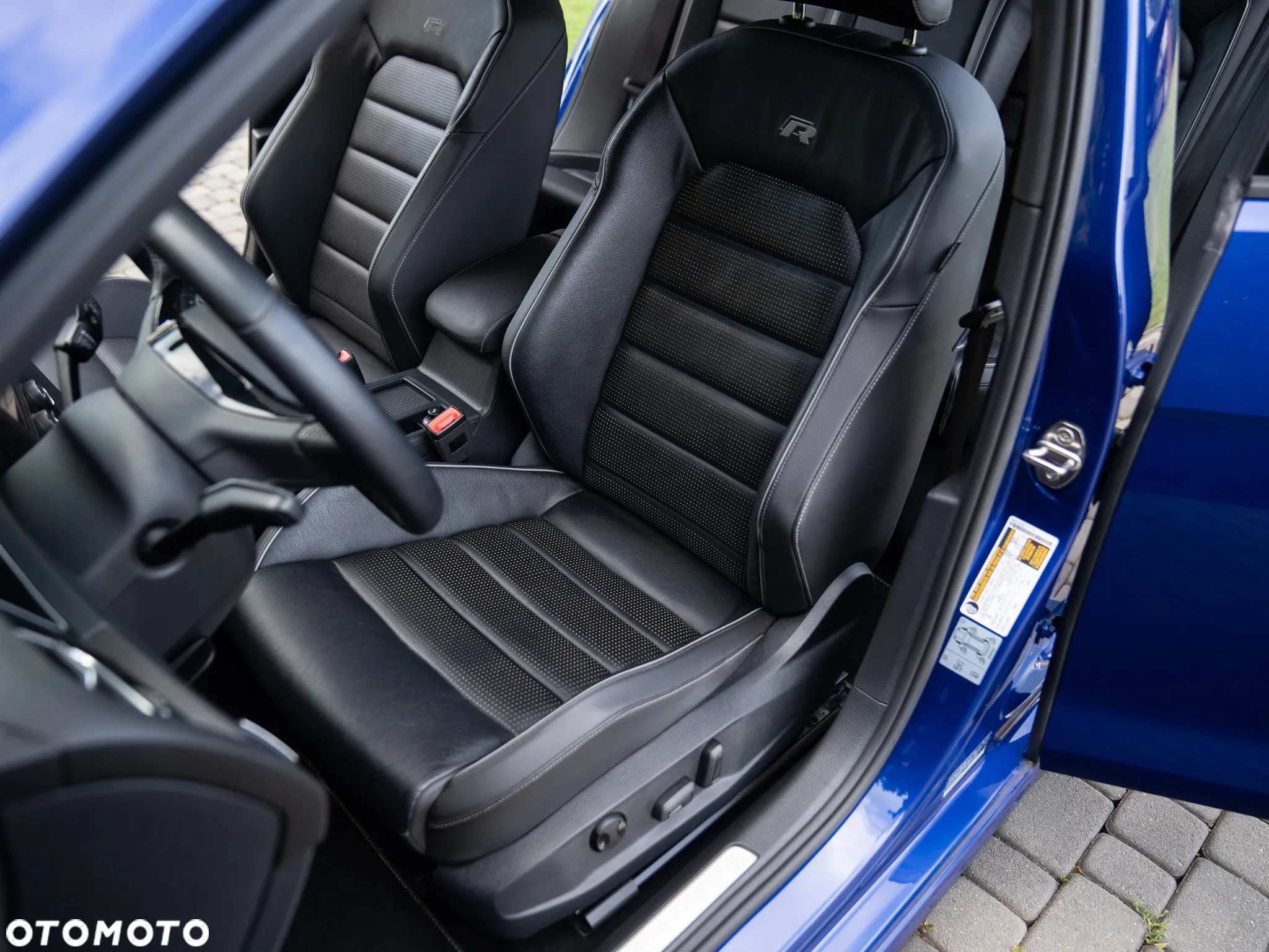 Volkswagen Golf - 29