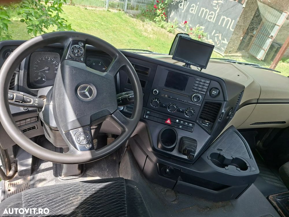 Mercedes-Benz Arocs - 20