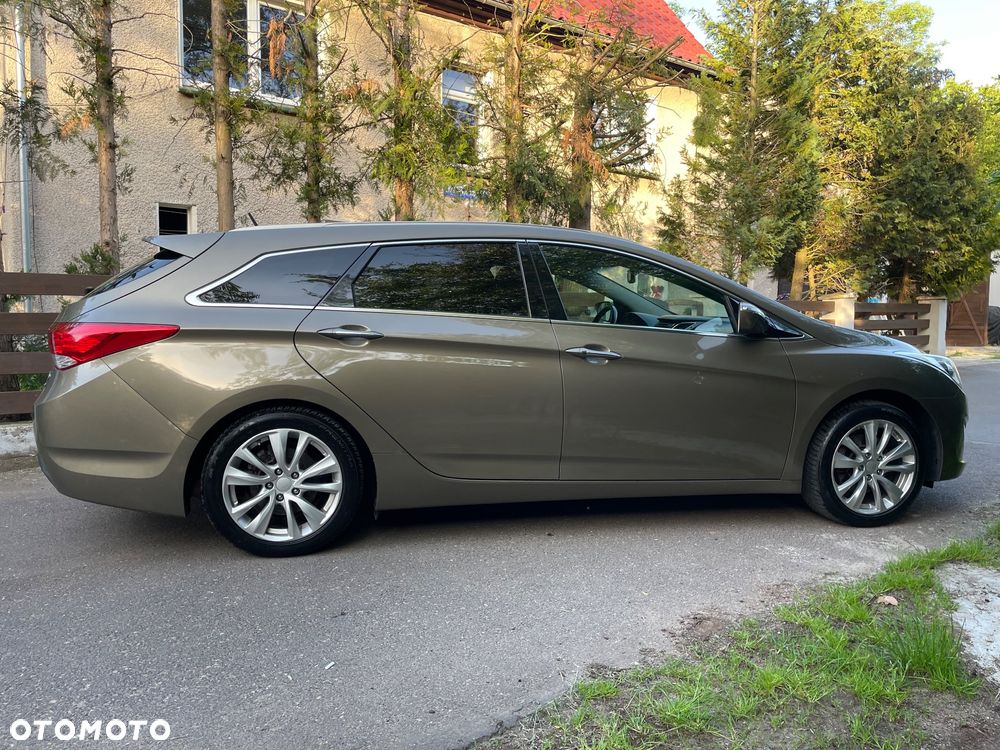 Hyundai i40 i40cw 1.7 CRDi Fifa World Cup Edition - 13