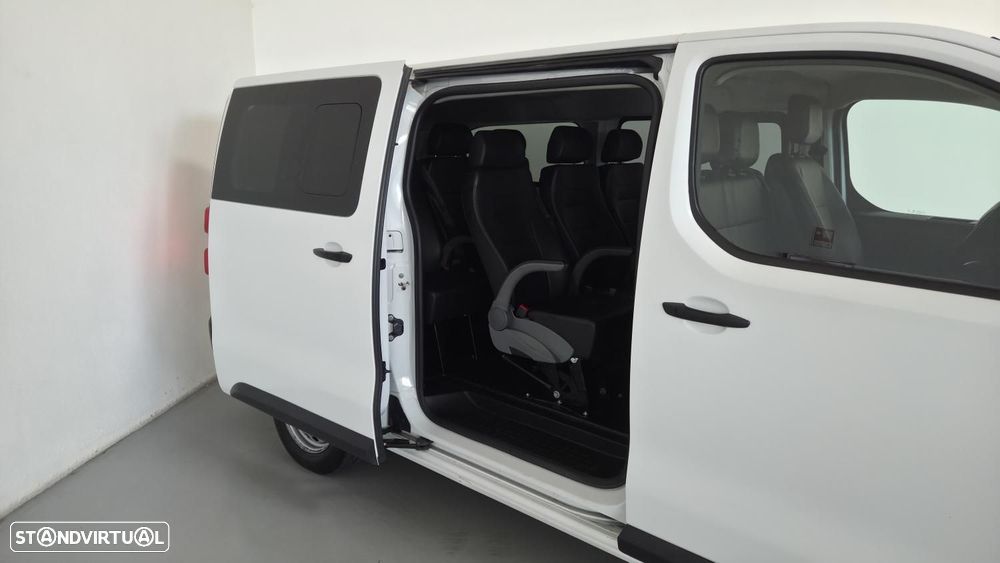 Opel Vivaro - 16