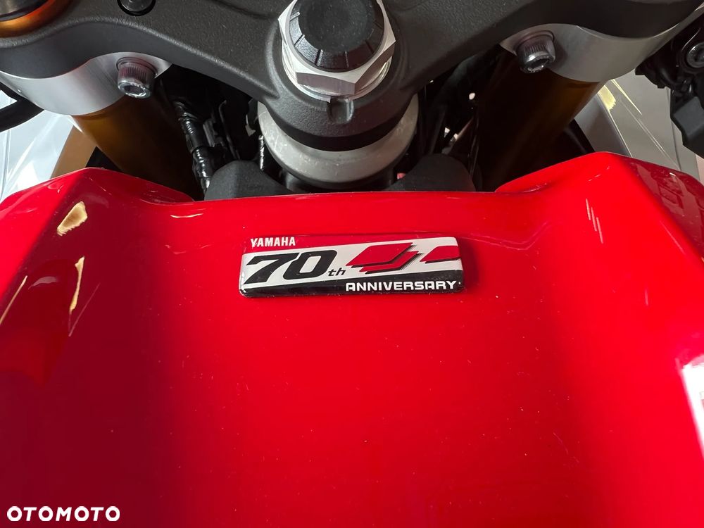 Yamaha R7 - 15