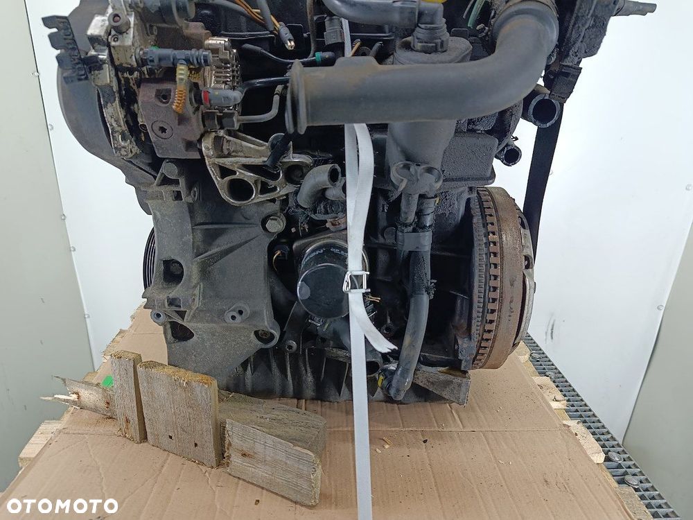 SILNIK RENAULT SCENIC II F9Q804 1.9 DCI - 6