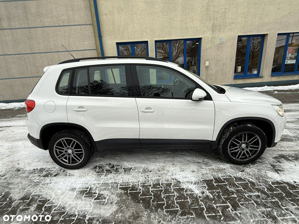 Volkswagen Tiguan - 12
